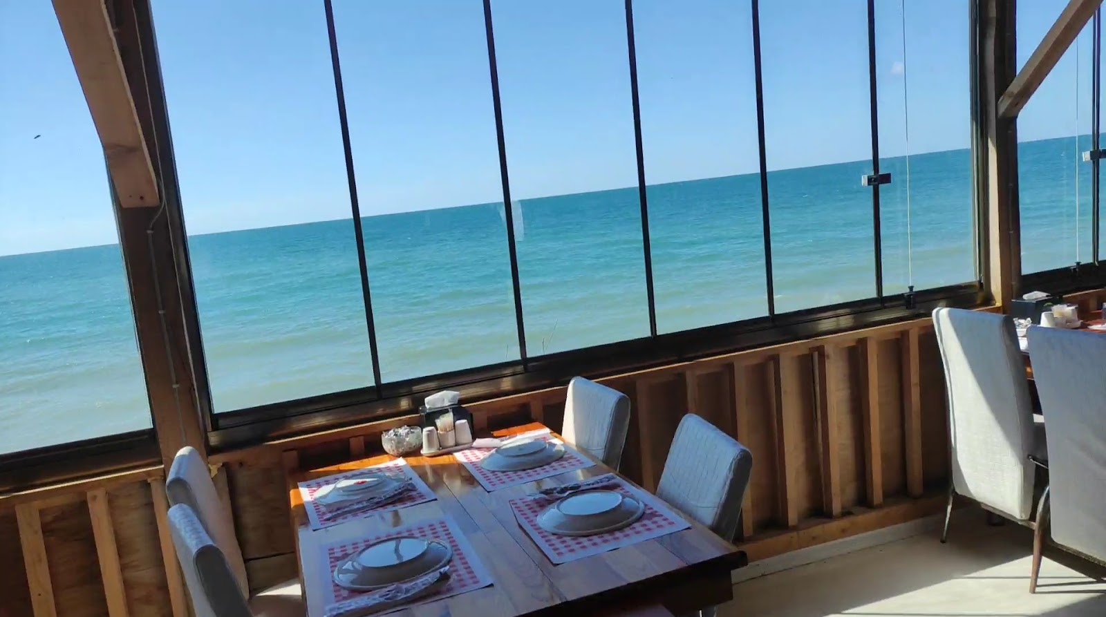 Mavi Yeșil Restoran Türkeli — fotoğraf 4