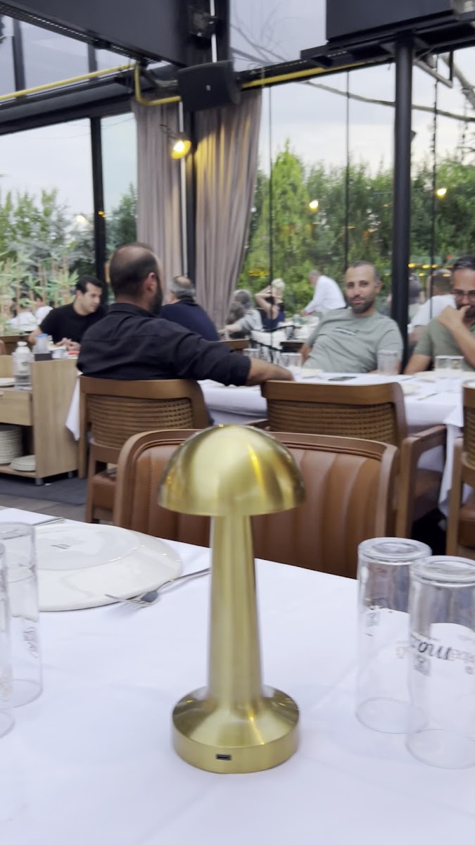 Mazi Restaurant — photo 5
