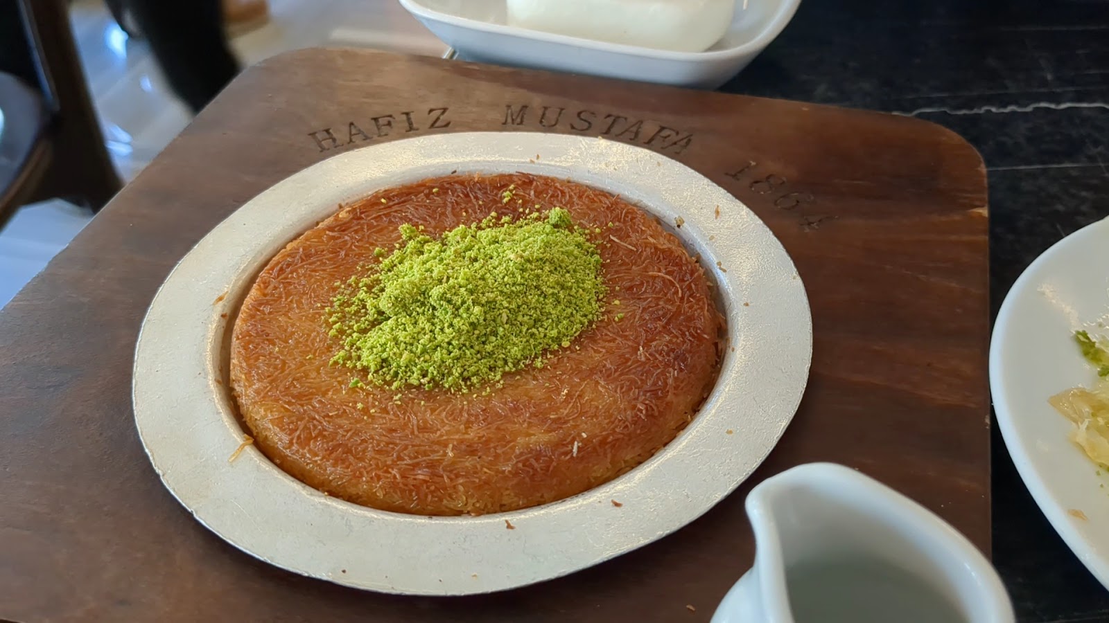 Medeniyetler Sofrası - Al Madina Restaurant İstanbul (Taksim/Beyoğlu) — photo 11