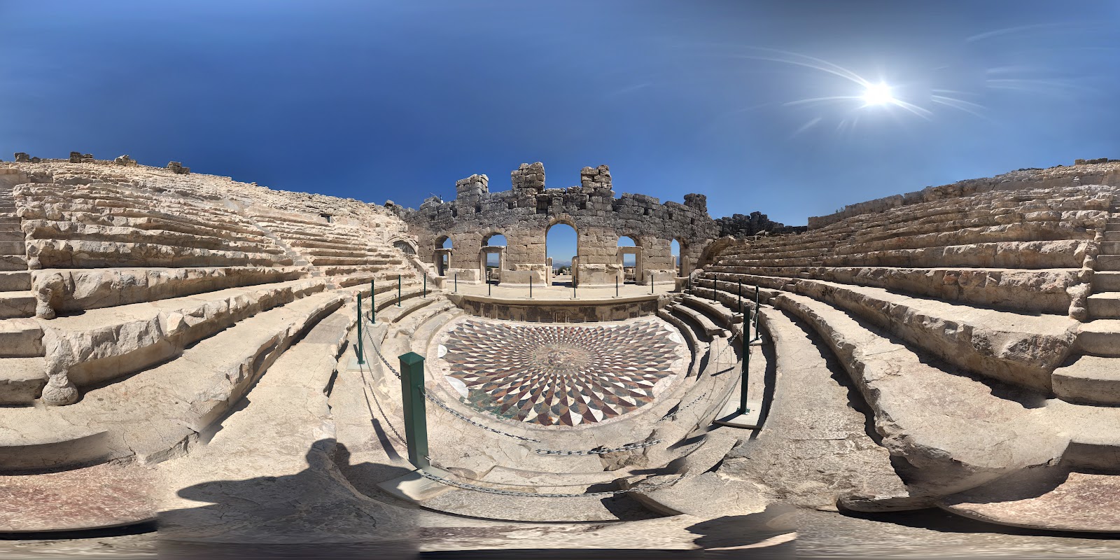 Medusa mozaiği — fotoğraf 2