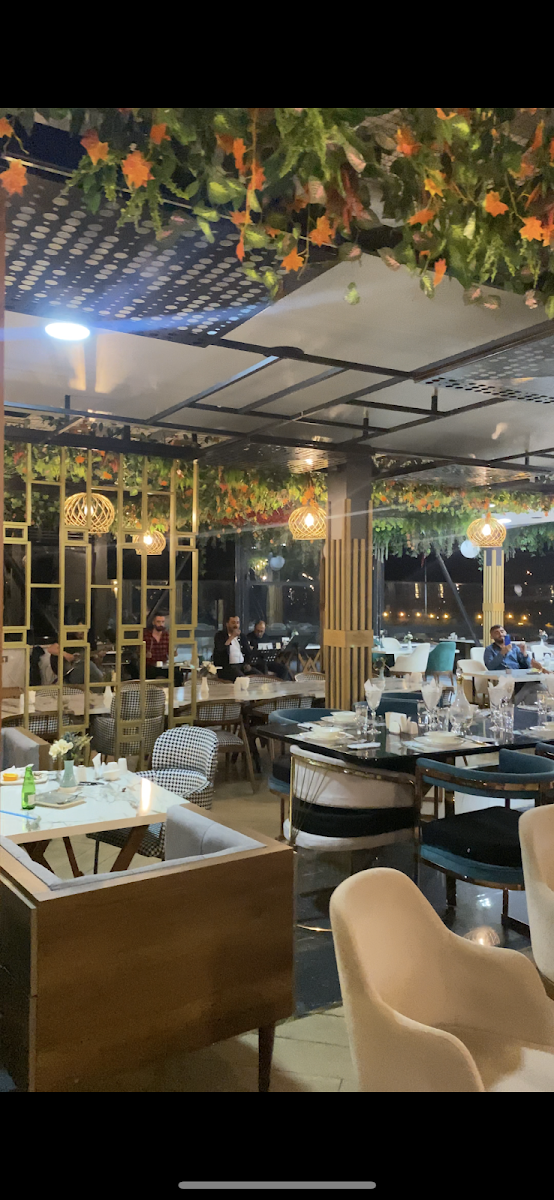 Meftun-u Hayal cafe & restaurant — fotoğraf