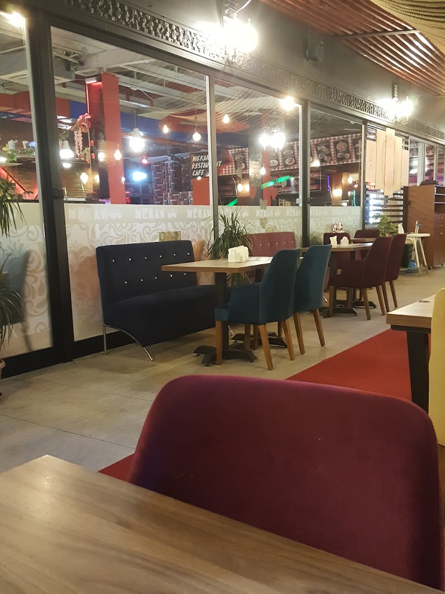 Mekan Bowling Cafe & Restoran — fotoğraf