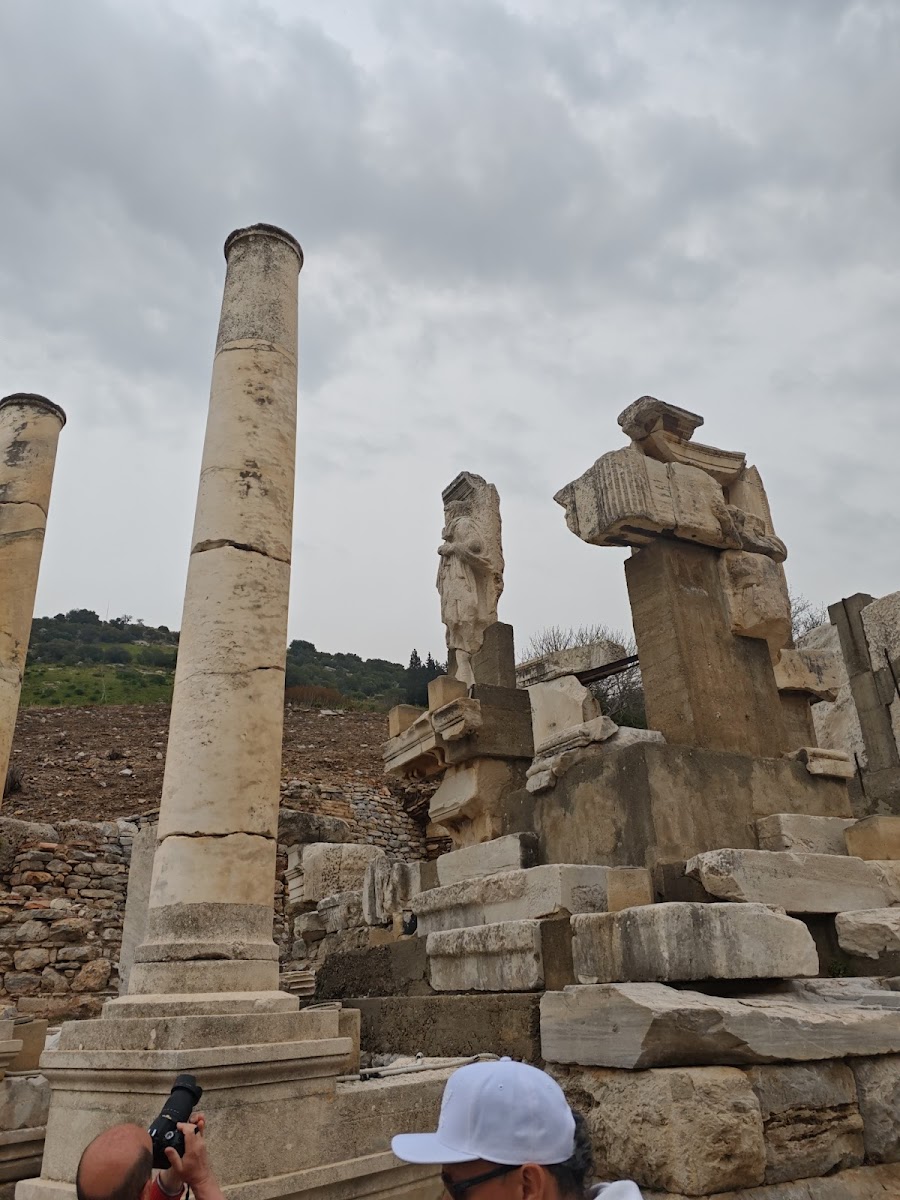 Memmius Anıtı — fotoğraf 2