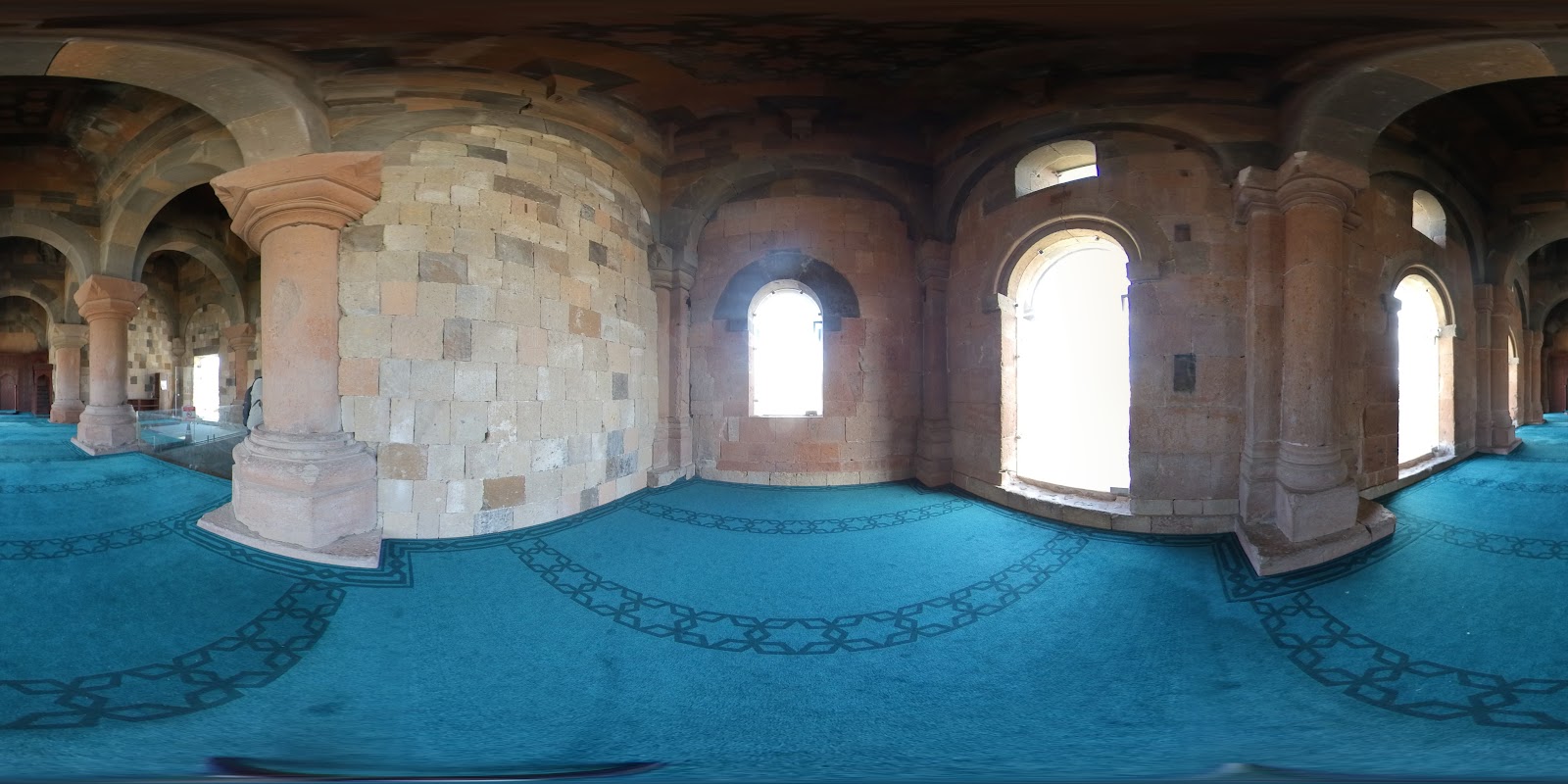 Menûçihr Camii — fotoğraf 2