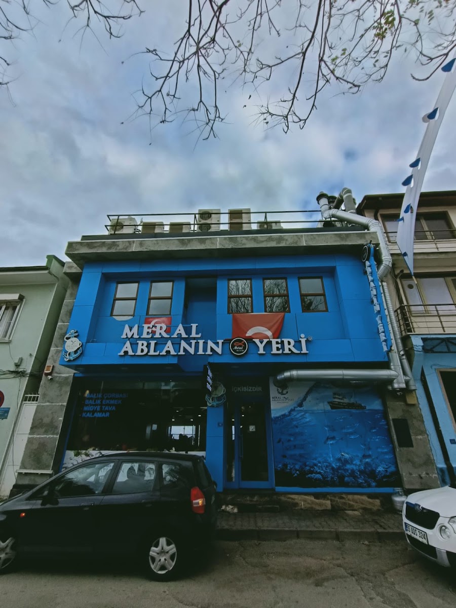 Meral Ablanın Yeri Balık Lokantası ( Mudanya Merkez Sahil Şube ) — photo 2