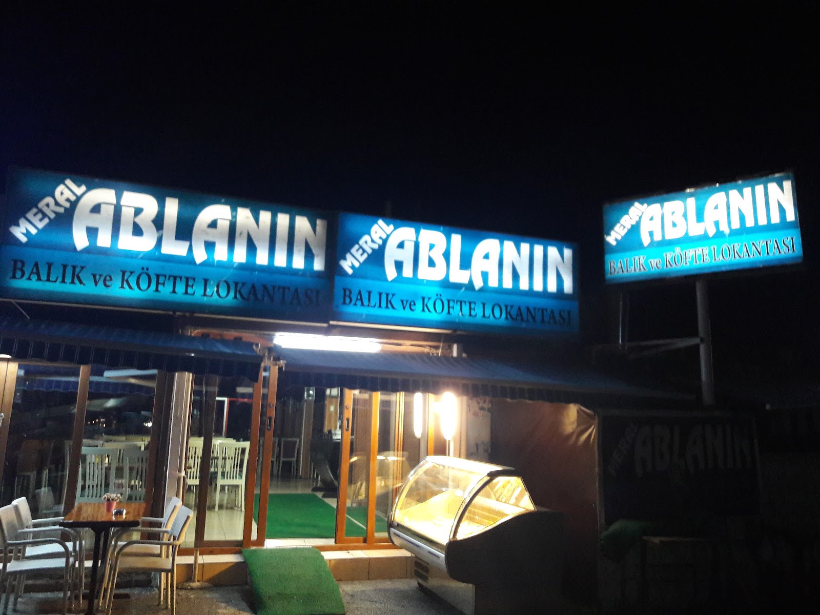 Meral Ablanın Yeri Balık ve Köfte Lokantası — photo 7
