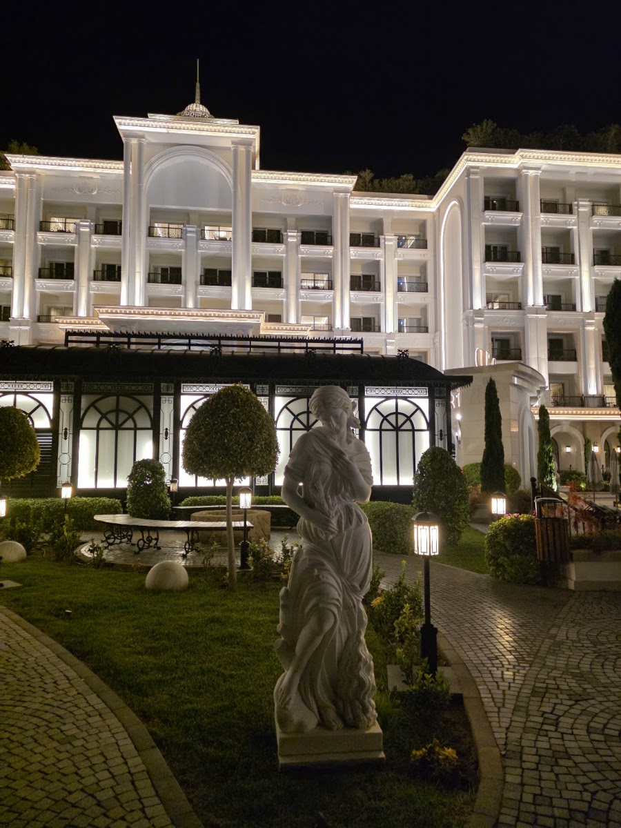 Merit Royal Premium Hotel Casino & Spa — photo 3