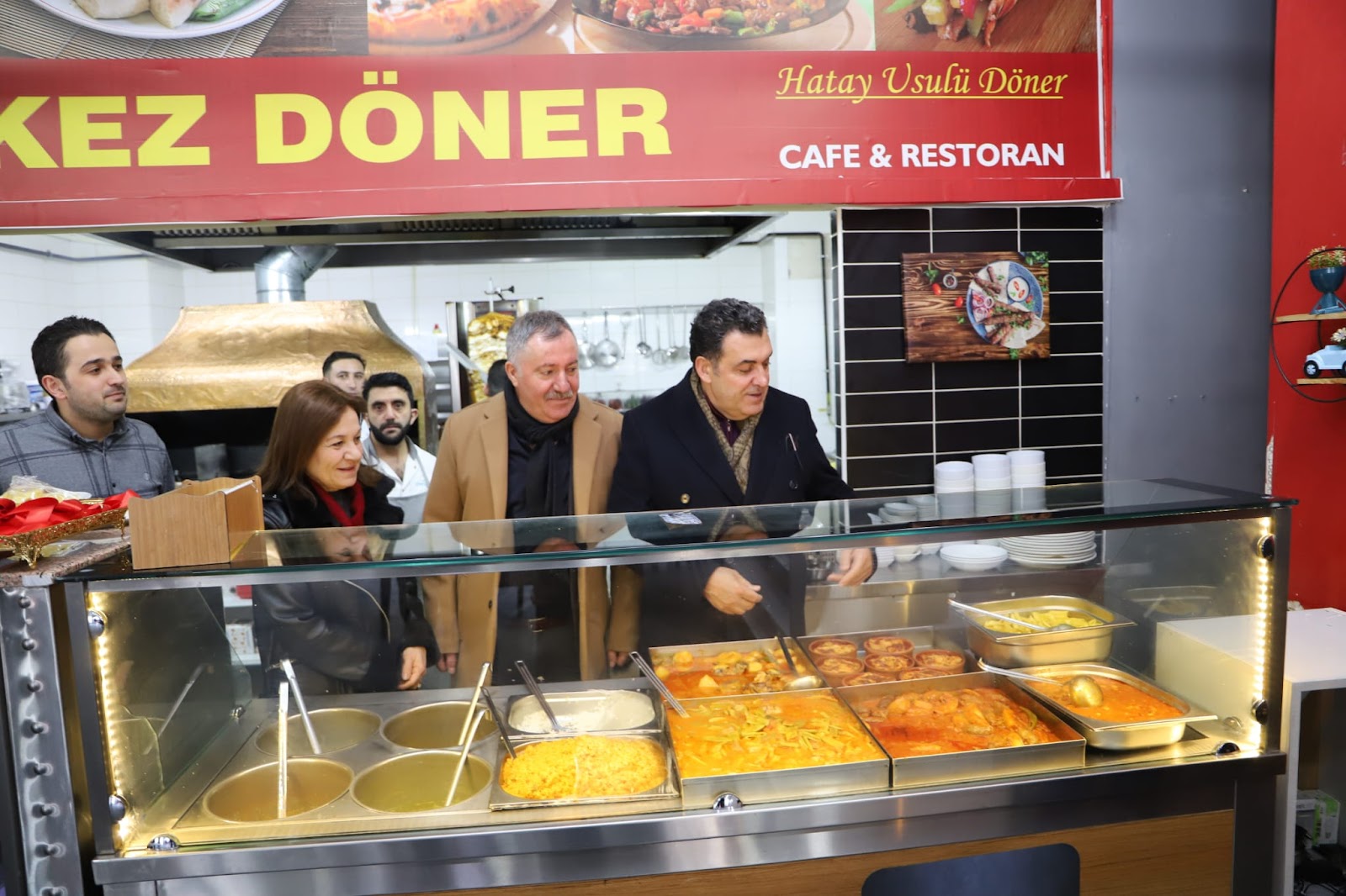 MERKEZ DÖNER CAFE RESTORAN — fotoğraf 3