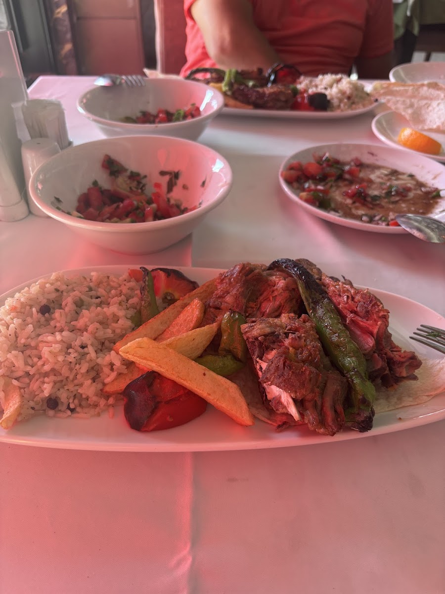 Merkez Et Lokantası — fotoğraf 2