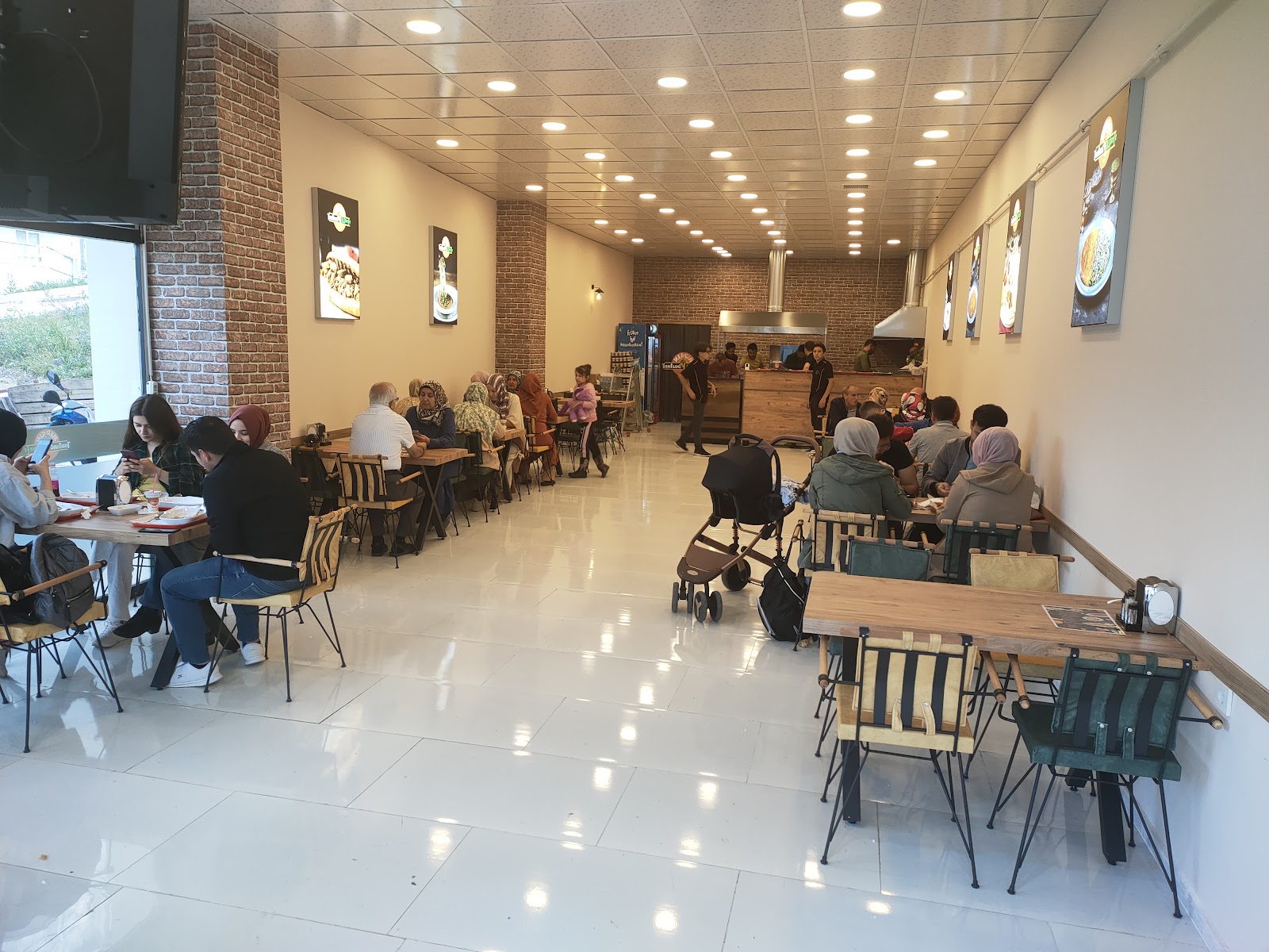 MERSİN TANTUNİ KÜNEFE KENT PARK — fotoğraf 3