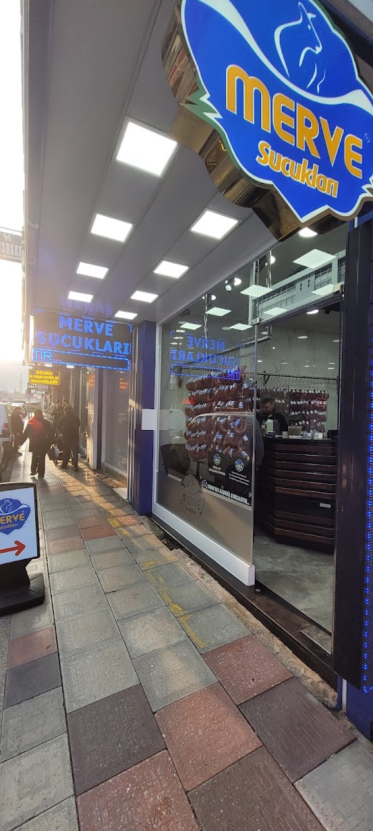 MERVE SUCUKLARI — fotoğraf 2