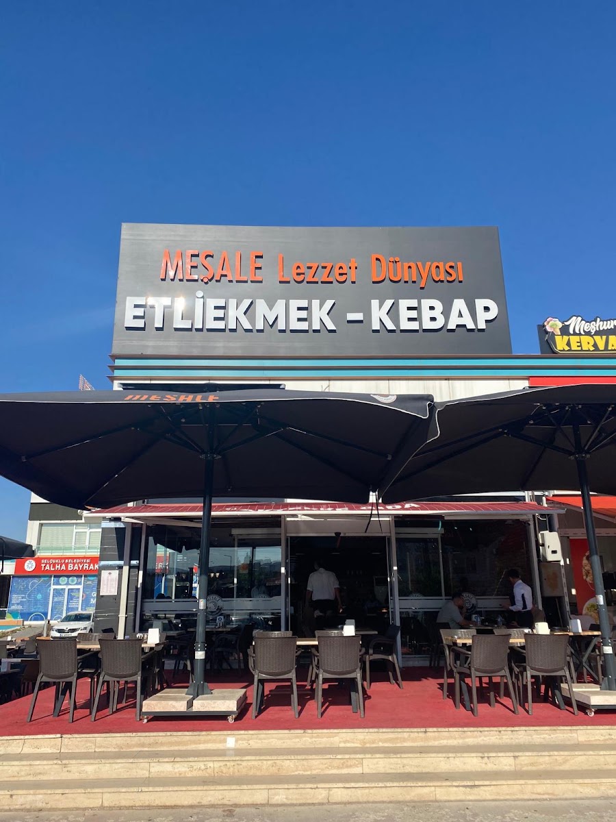 MEŞALE lezzet dünyası ETLİEKMEK KEBAP LAHMACUN — photo 2