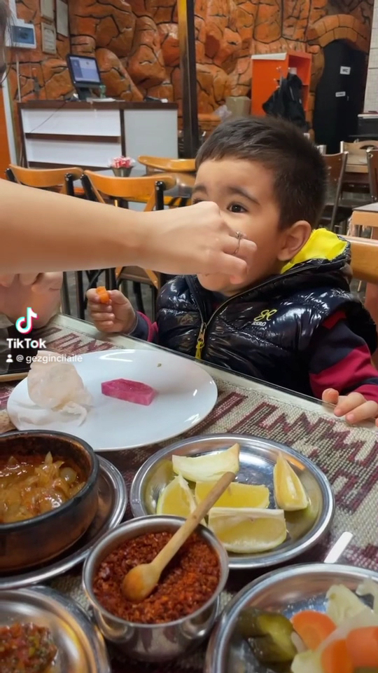 MEŞALE lezzet dünyası ETLİEKMEK KEBAP LAHMACUN — photo 3