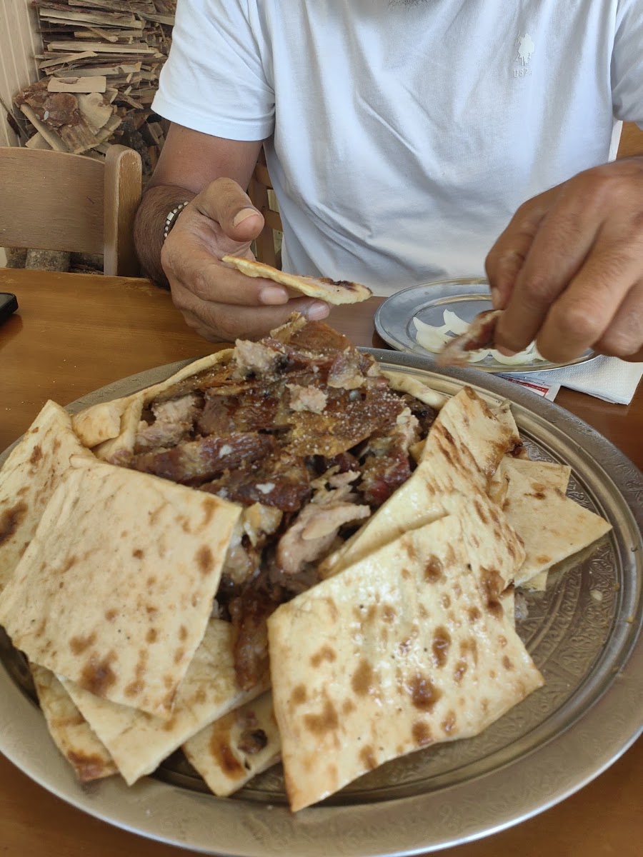 MEŞHUR DENİZLİ FIRIN KEBAP — fotoğraf 2