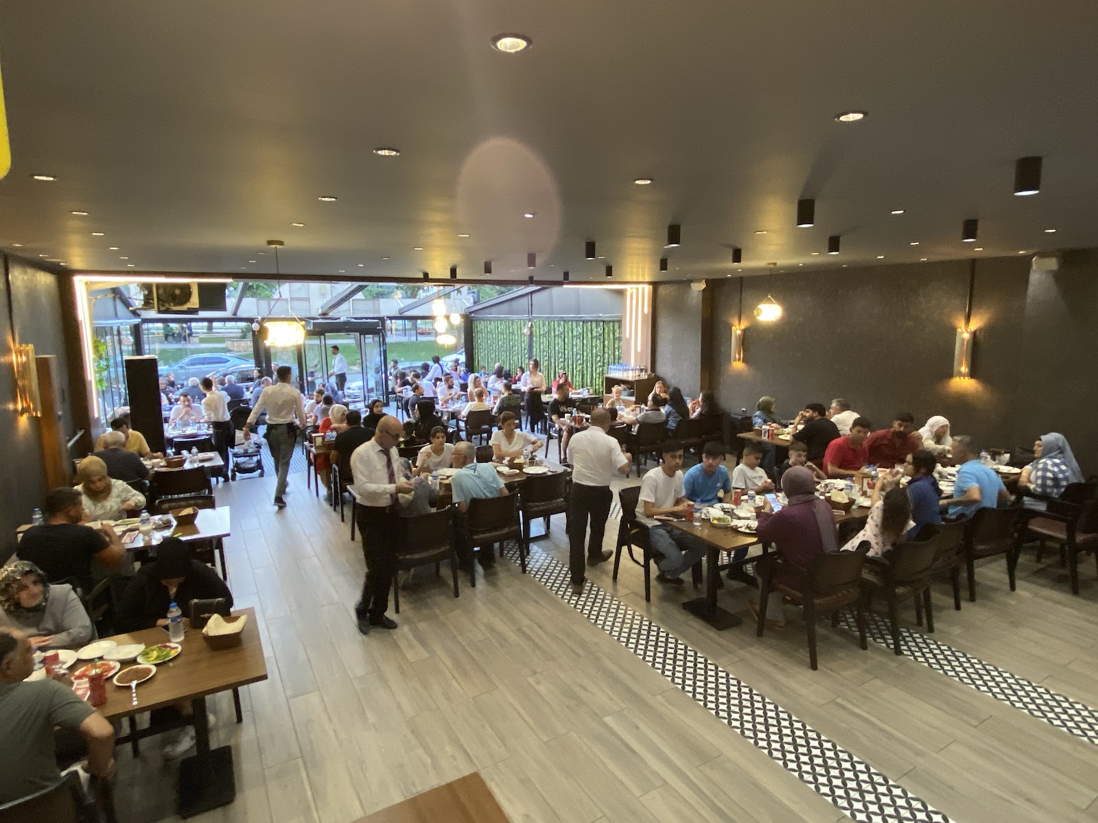 MEŞHUR ERZURUM CAĞ KEBABI - ELAZIĞ — fotoğraf 5