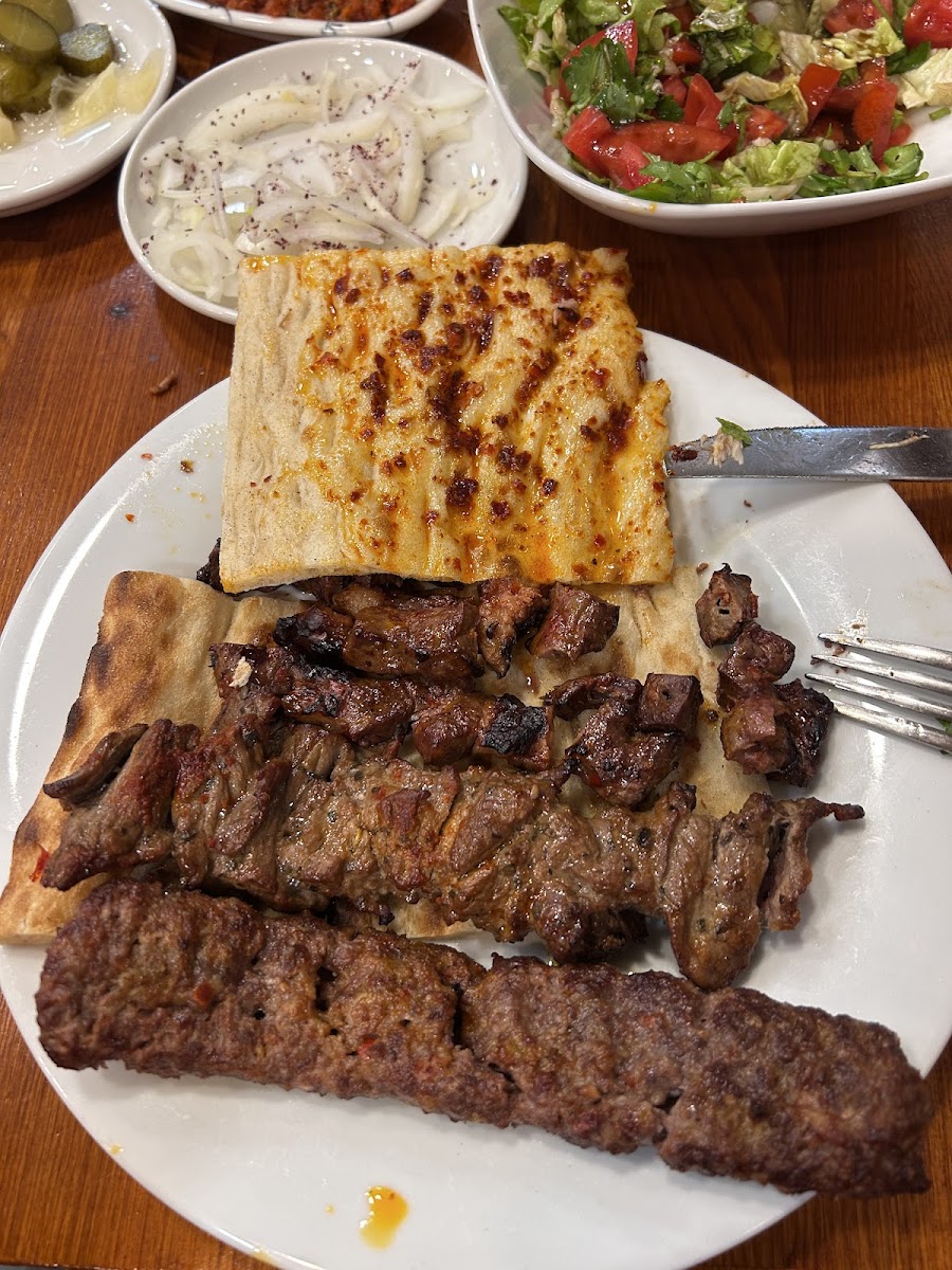 Meşhur Fazlı Usta Yaprak Kebap — fotoğraf 4