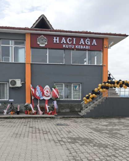 Meşhur Hacı Ağa Kuyu Kebabı Restoran — fotoğraf 1