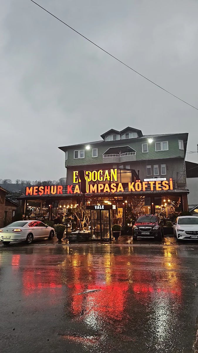 Meşhur Kazımpaşa Köftesi Köfteci Erdoğan — fotoğraf 3