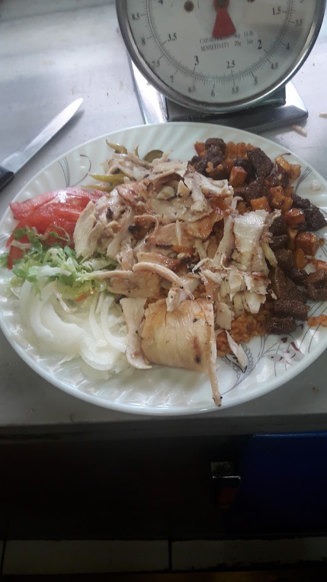 Meşhur Köfteci — photo