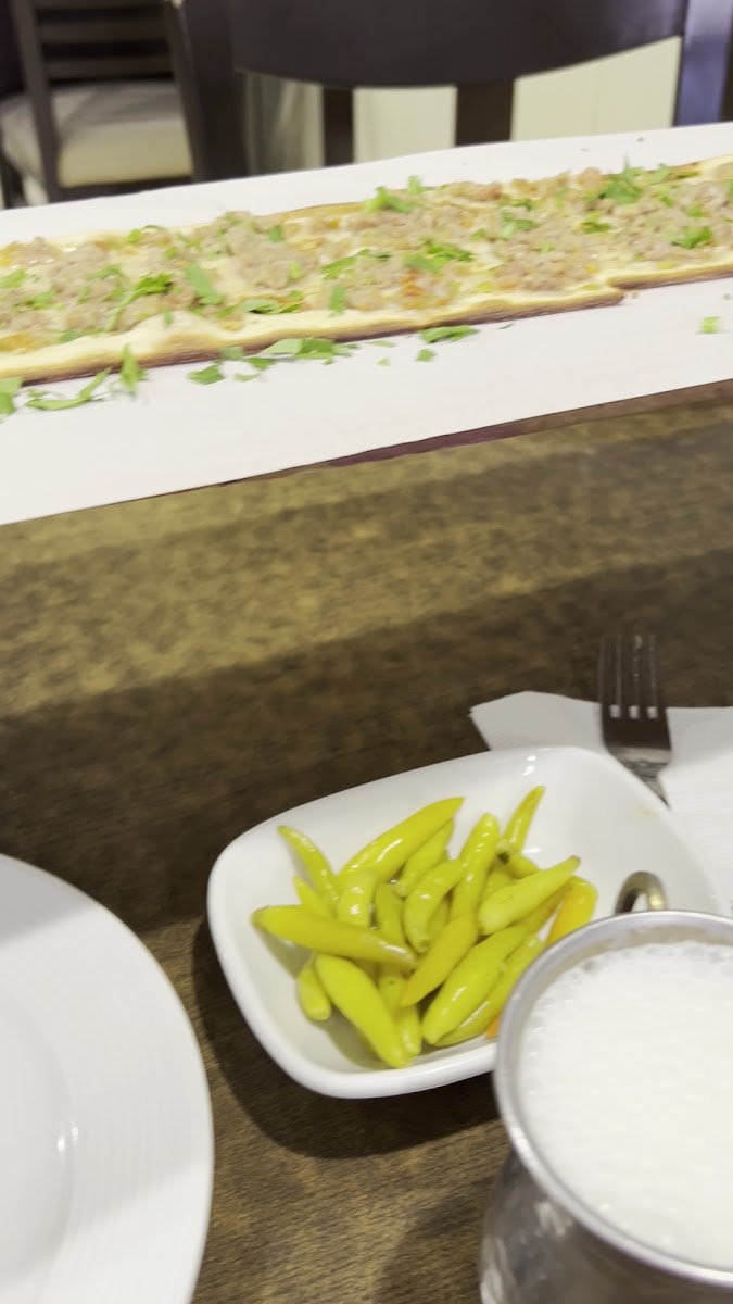 Meşhur Konyalı Etli Ekmek — fotoğraf 3