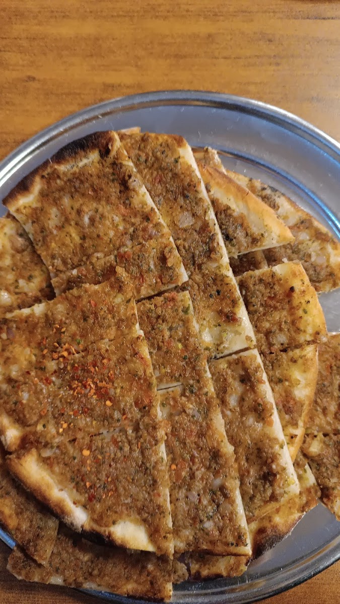Meşhur Lahmacun Salonu — fotoğraf 2