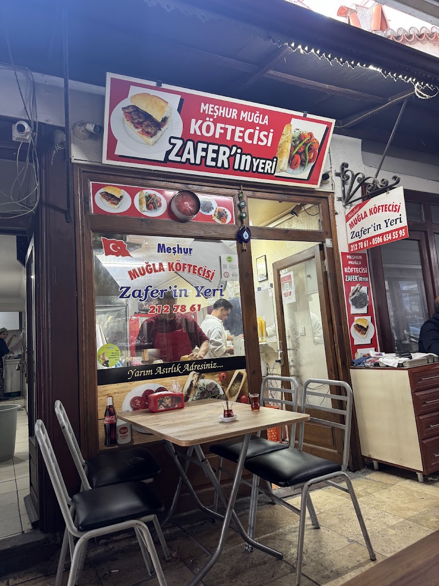Meşhur Muğla Köftecisi Zafer'in Yeri — photo 2
