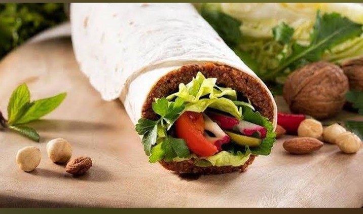 Meşhur Ömer aybak çiğköftecisi şeker şube — photo 4