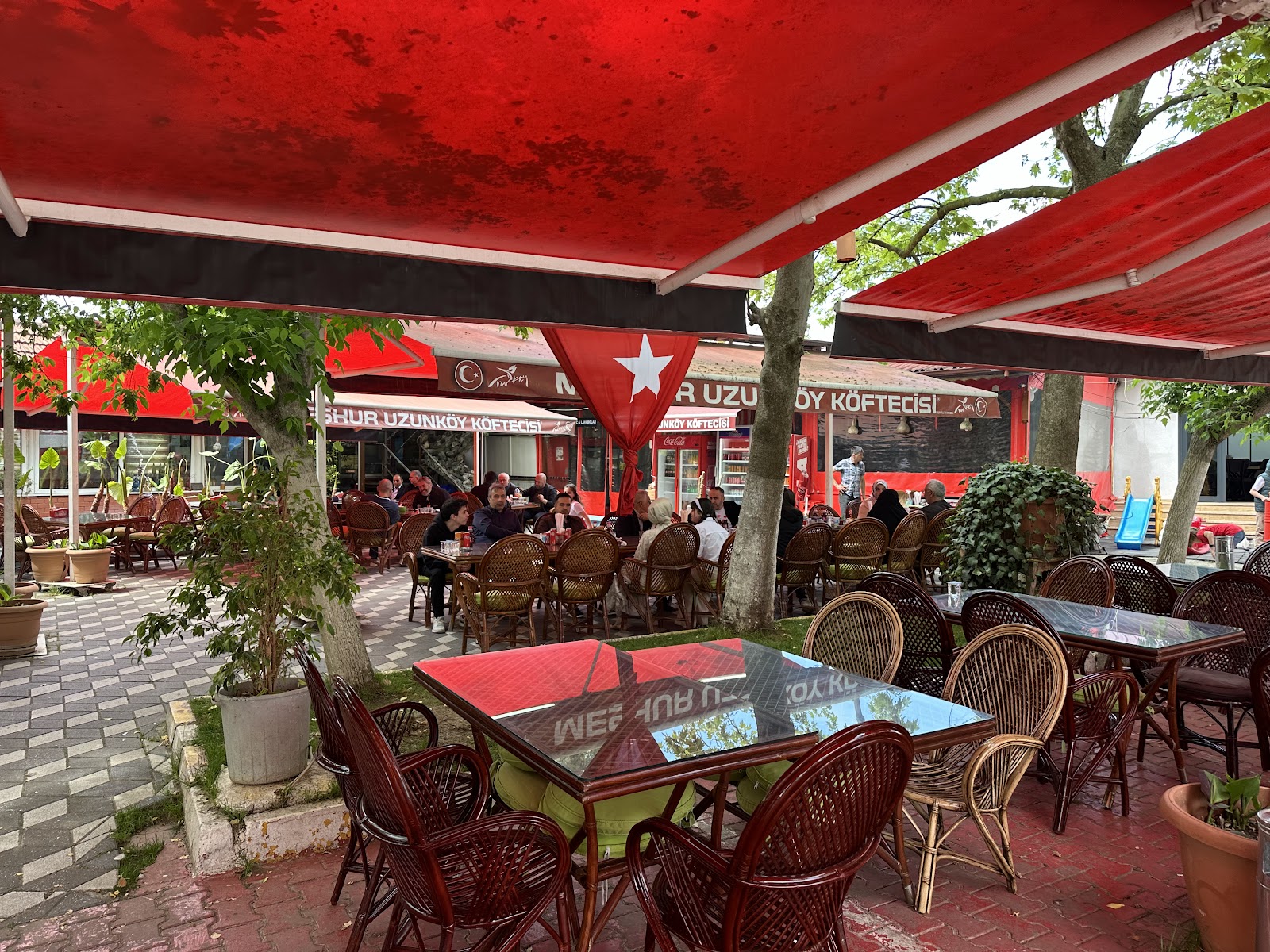 Meshur Uzunkoy Köftecisi — fotoğraf