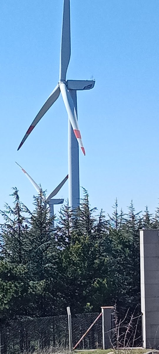 Metris Tepe Zafer Anıtı — fotoğraf 2