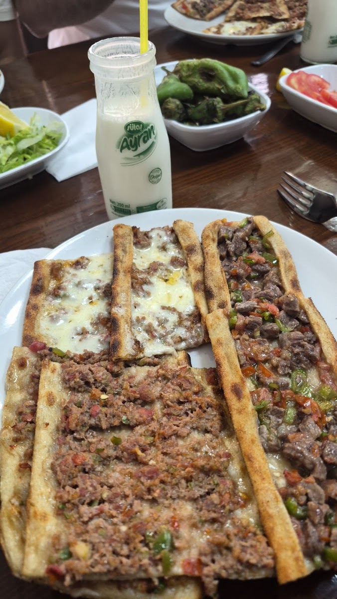 Mevlana etli ekmek. LEZZETİN DORUK NOKTASI — photo 2