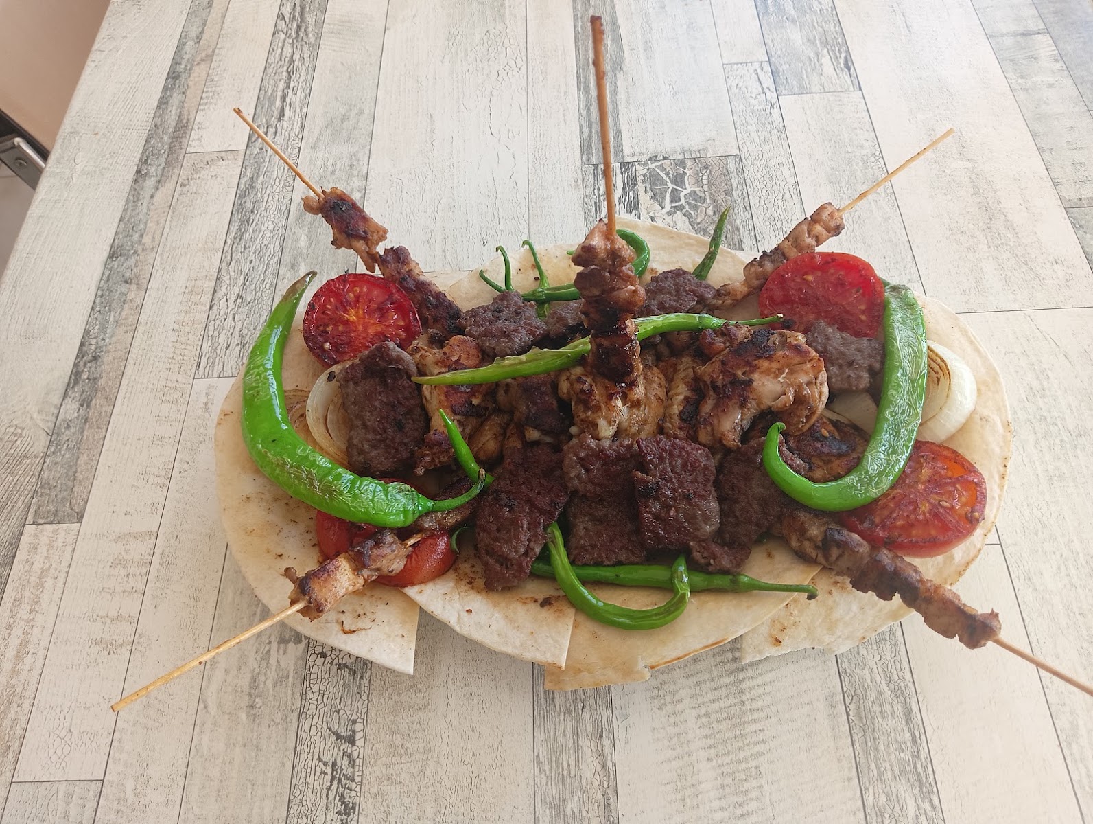 Meydan Izgara Tost Ve Çorba Salonu — photo 3