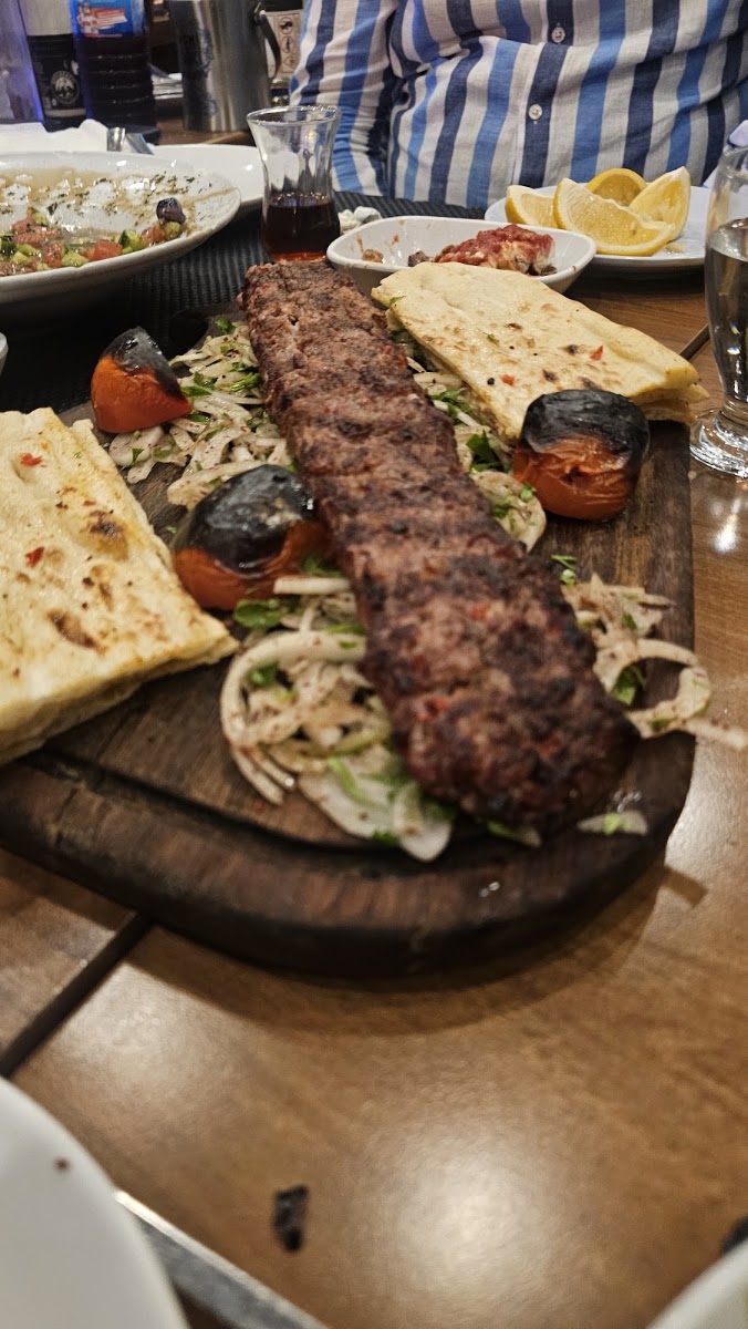 Mıdık Kazbaşı Restaurant Murat Ezgü — photo 2