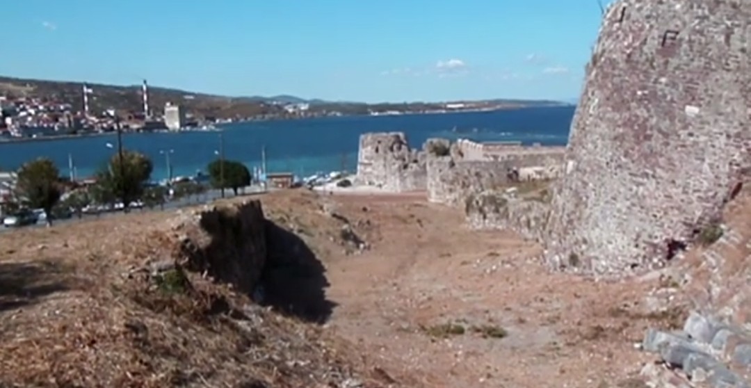 Midilli Kalesi — photo 3
