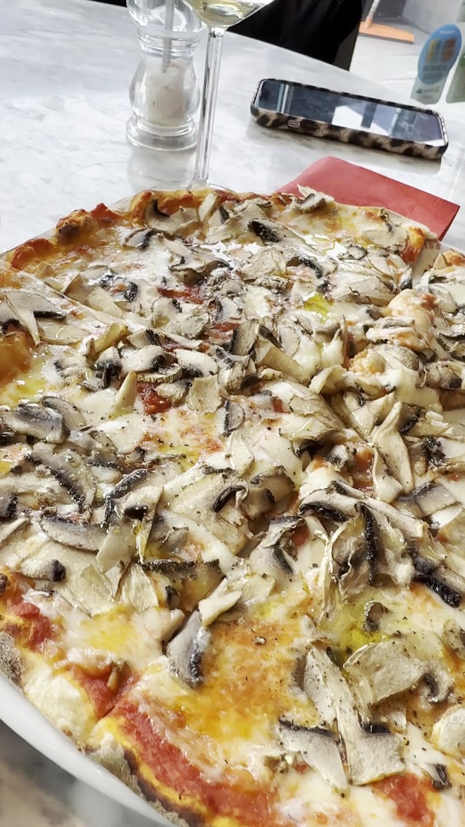 Miss Pizza Etiler — fotoğraf 3