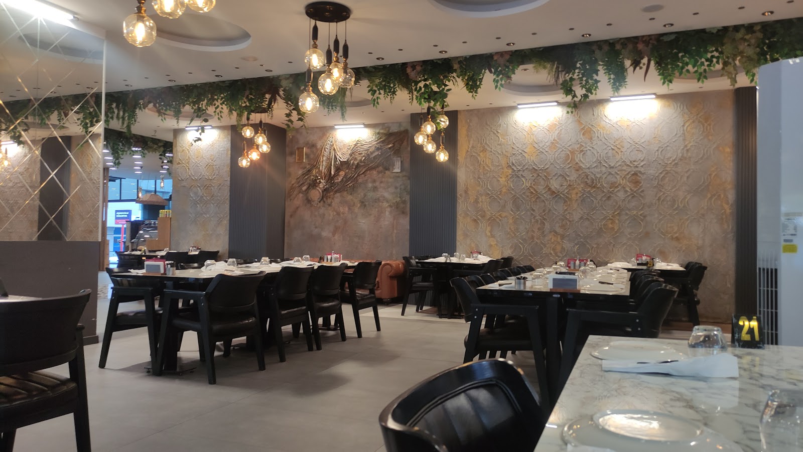 M.METHS RESTAURANT — fotoğraf 5