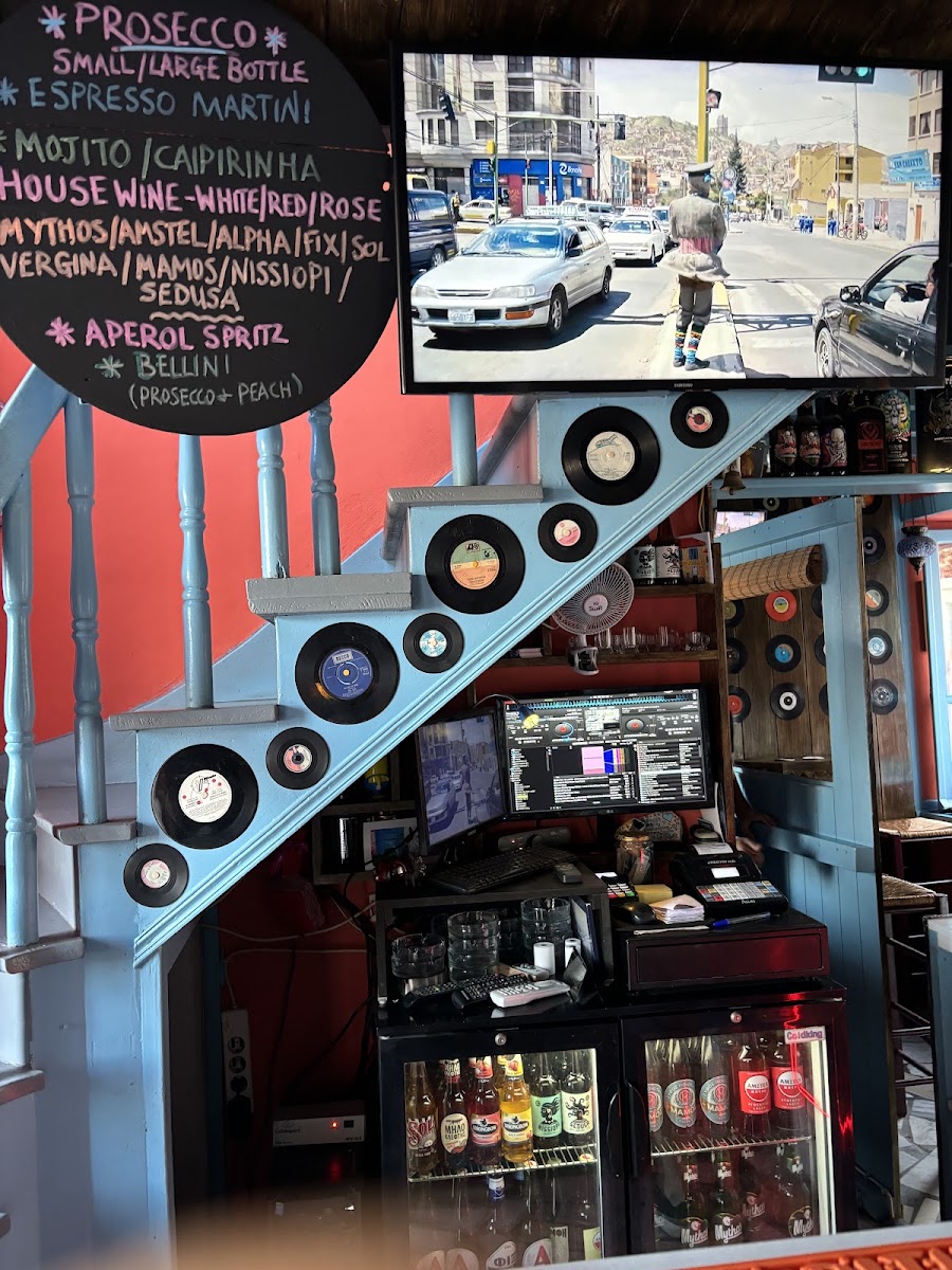 Molly's Bar — photo 2