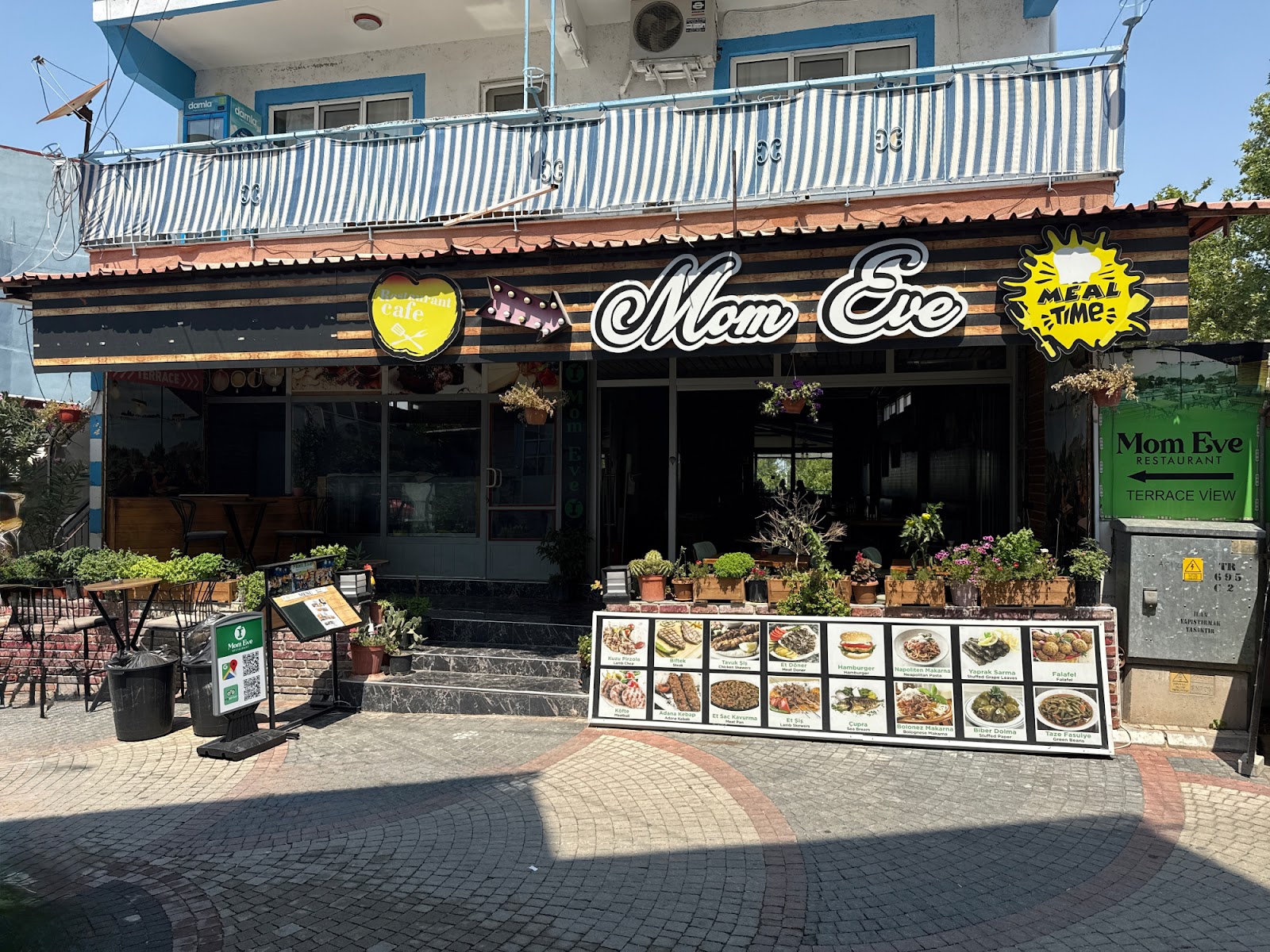 Mom Eve Restaurant & Pub wine house — fotoğraf