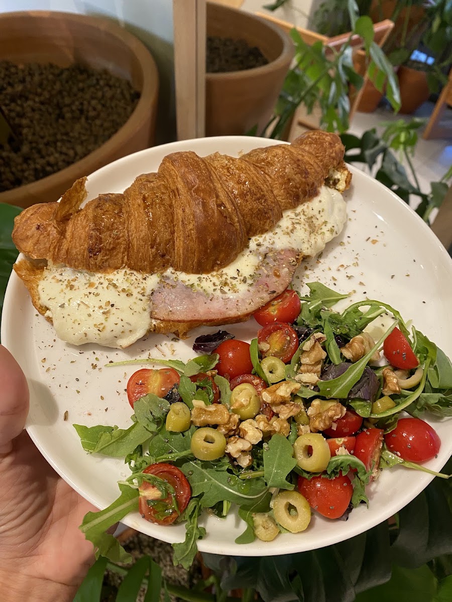 Mono Coffee&Eatery — photo 3