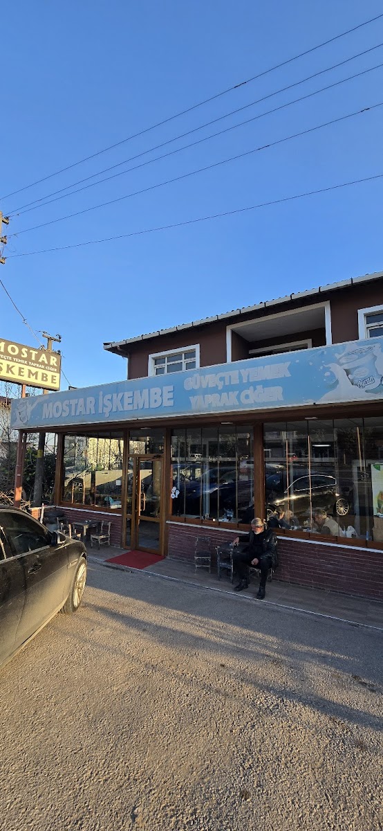 Mostar İşkembe ve Güveçte Yemek — fotoğraf 2