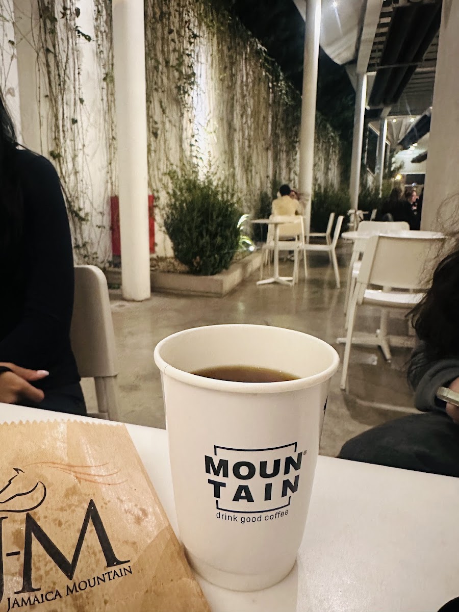 MOUNTAIN COFFEE COMPANY — fotoğraf 2