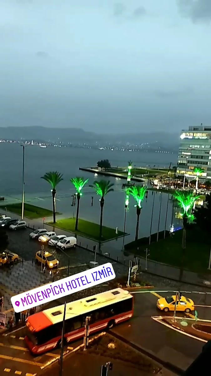 Mövenpick Hotel Izmir — photo 3