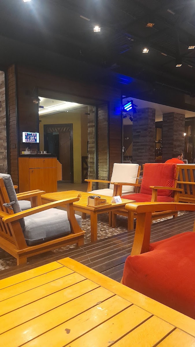 Mr.Gugar Cafe&Bistro&Hookah — photo 2