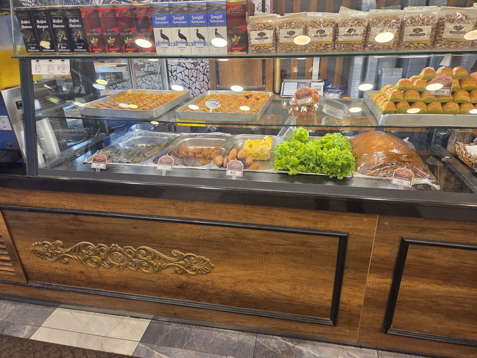 Muhsin Usta Baklava — photo 2