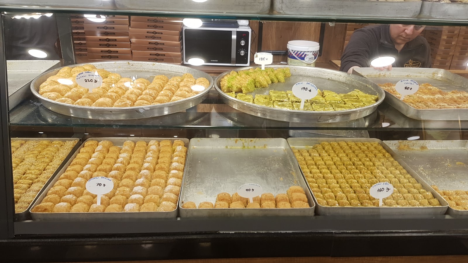 Muhsin Usta Baklava — photo 4