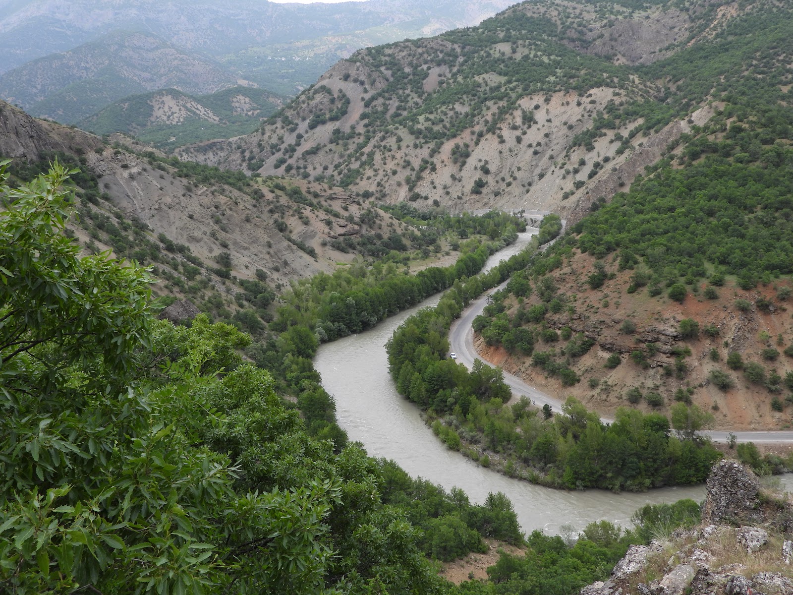Elazığ: Munzur, Hazar ve şelaleler