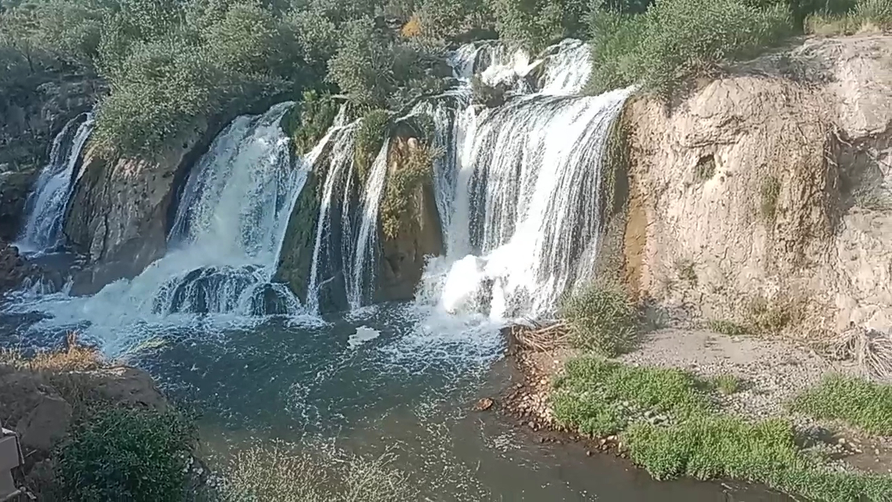 Muradiye Şelalesi — fotoğraf 3