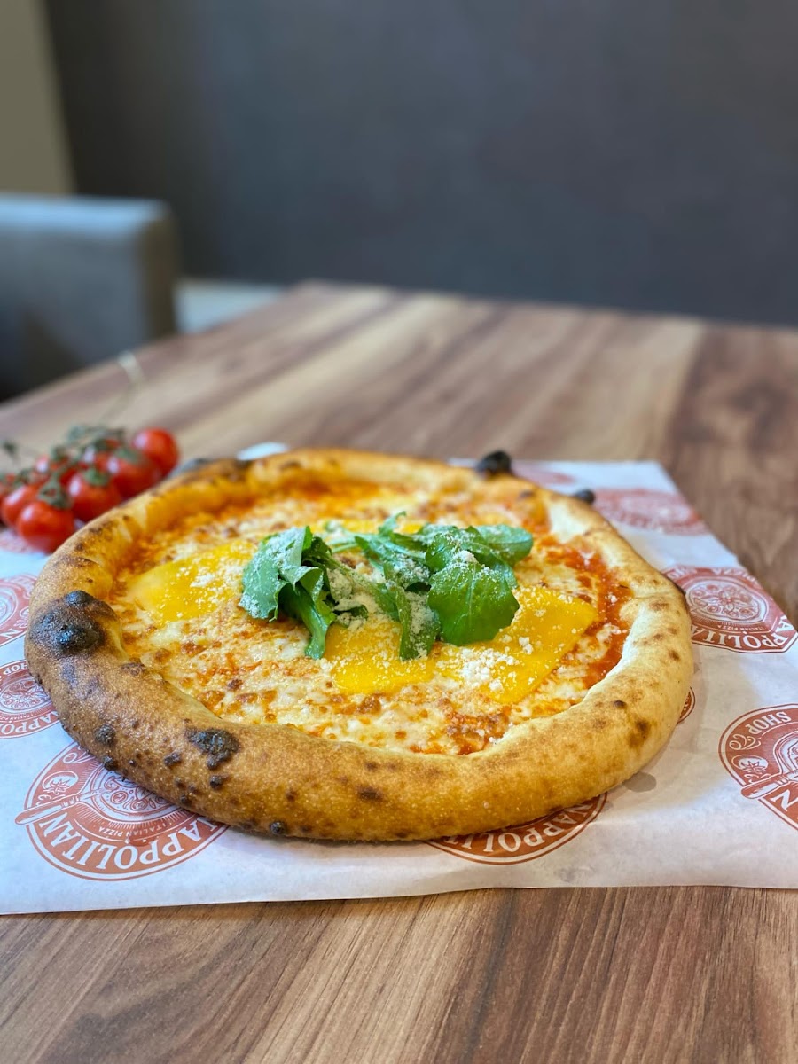 Nappolitan Pizza — fotoğraf 4