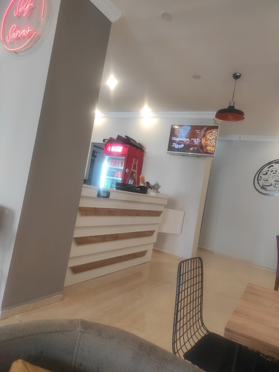 Nappolitan Pizza — photo 9
