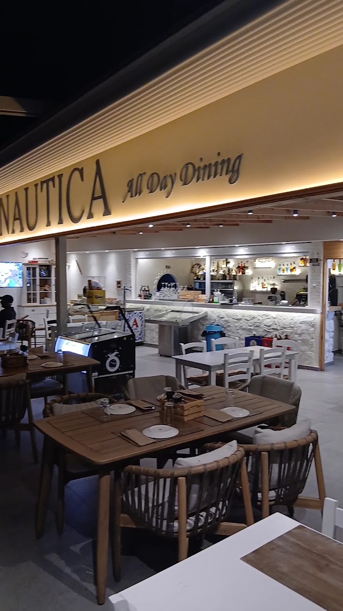 Nautica Valsamidis — photo 3