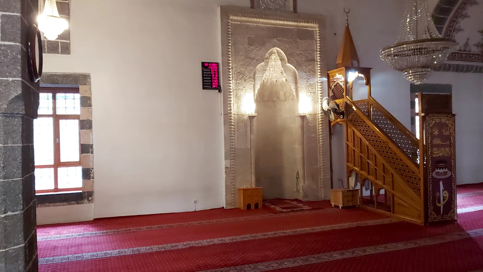 Nebi Cami — fotoğraf 3